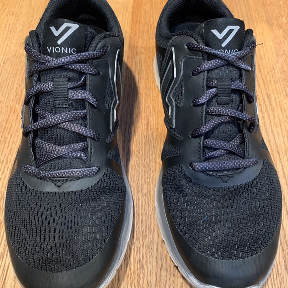 vionic tennis